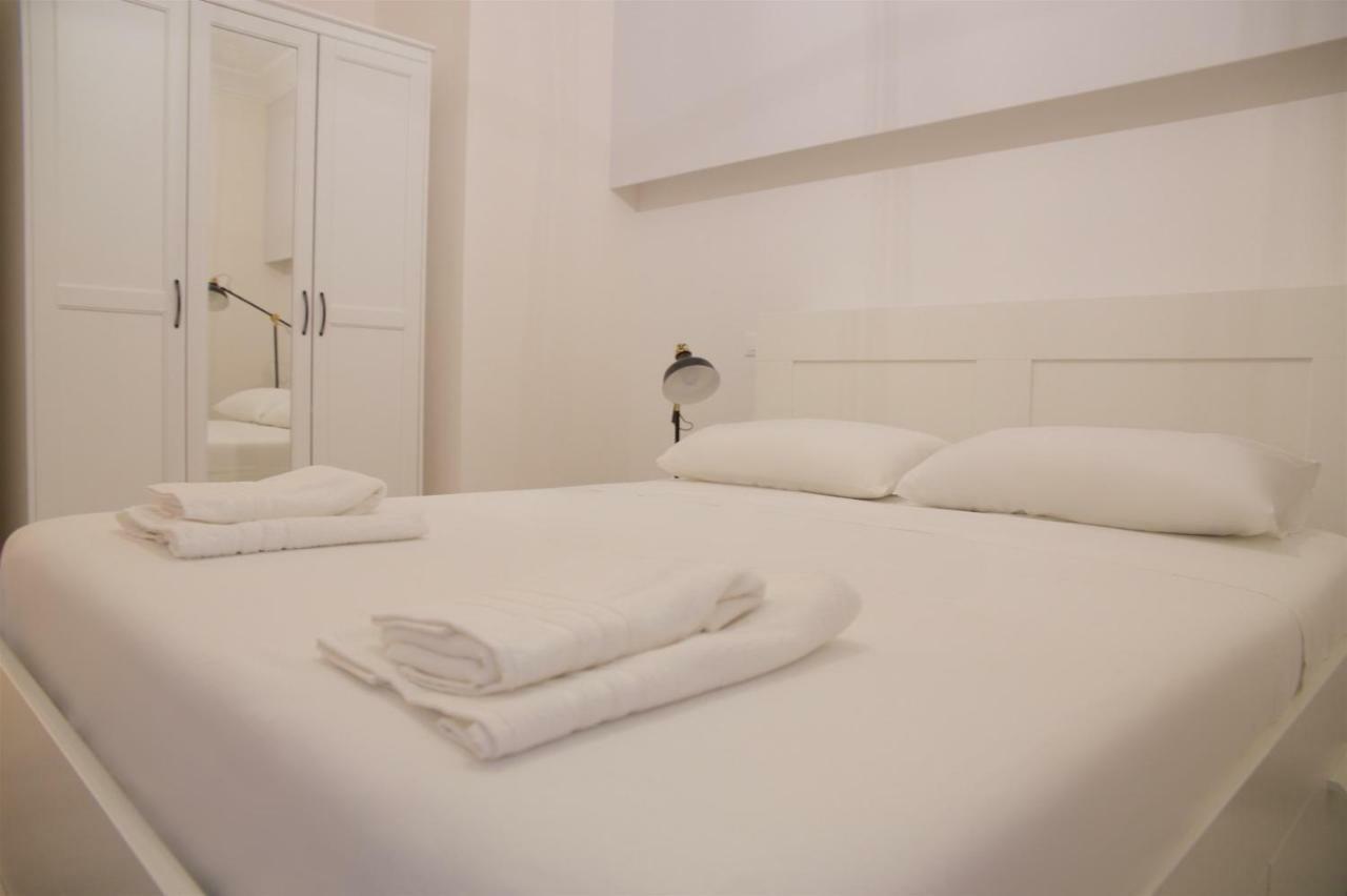 Porta San Biagio Rooms Lecce Bagian luar foto